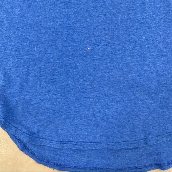 Lululemon Women’s Racerback Blue Cotton Tank Top Front Pocket Size Small - Picture 6 of 6